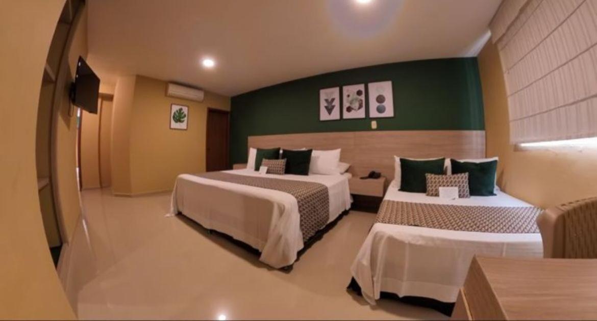 בוקארמנגה Hotel Prado 34 West מראה חיצוני תמונה