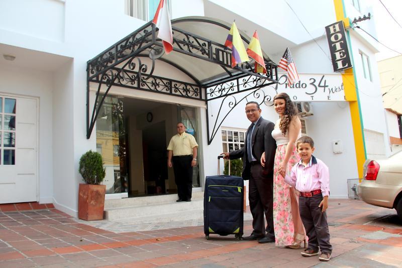 בוקארמנגה Hotel Prado 34 West מראה חיצוני תמונה